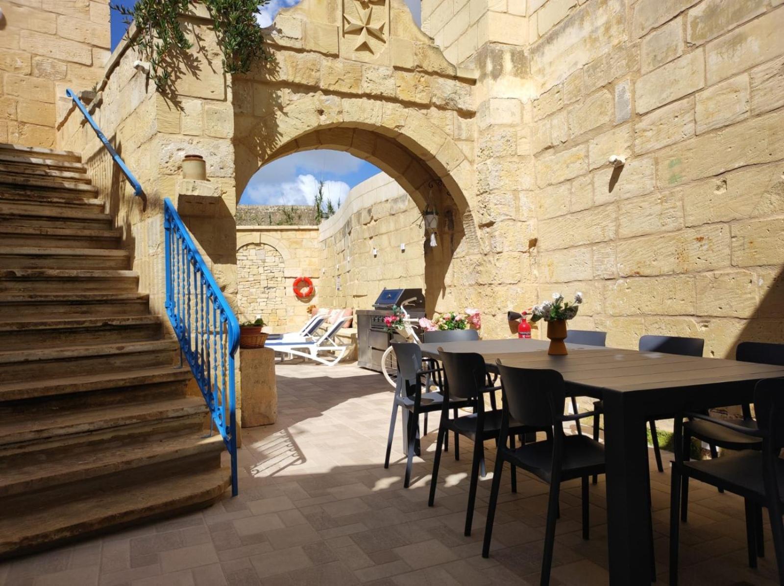 Il Hnejja Villa *